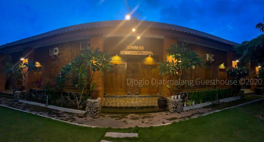 Djoglo Djatimalang Guesthouse Blitar Luaran gambar